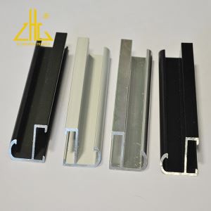 إطار من الألومنيوم المبثوق