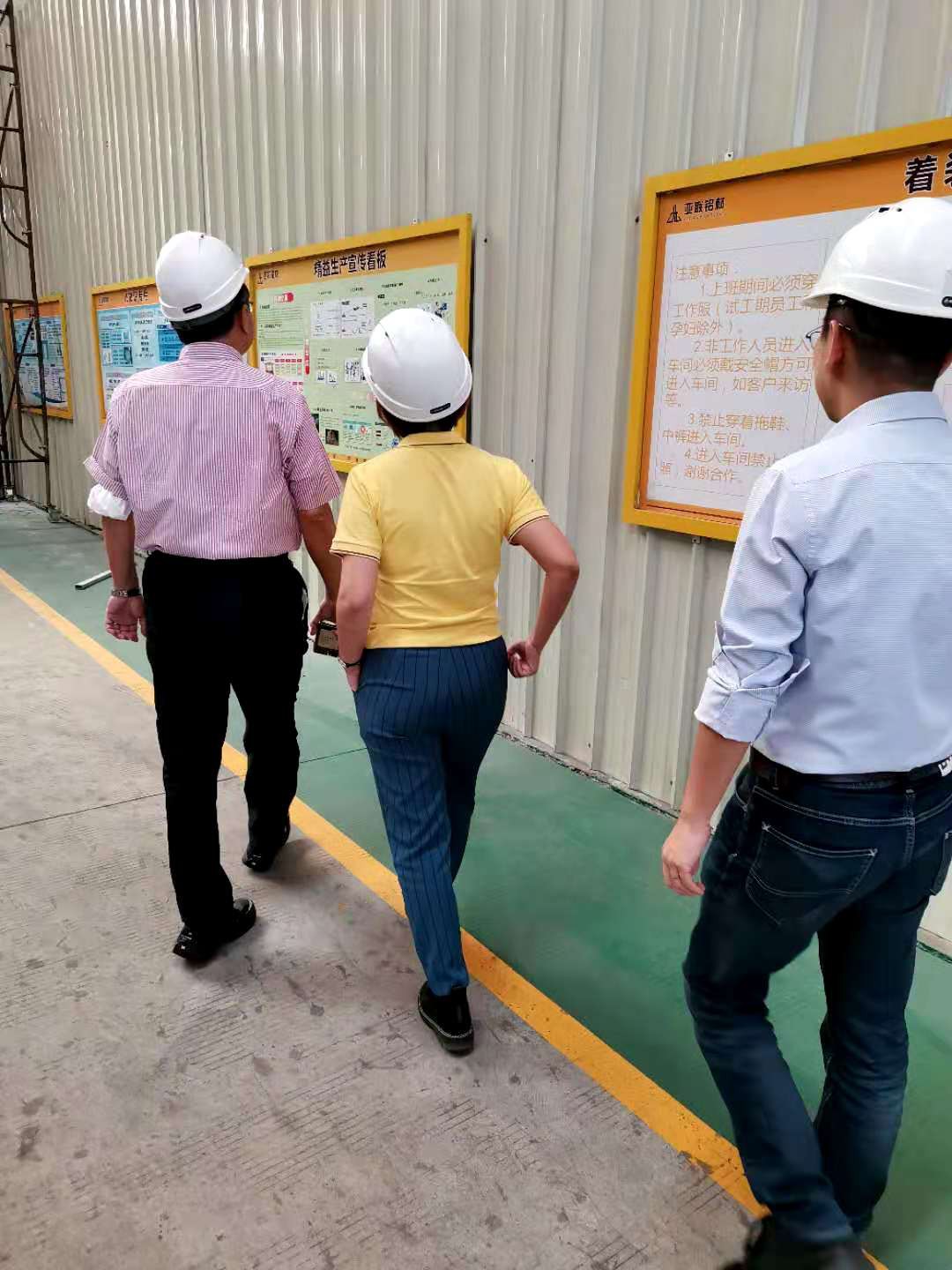 ترحيب TAKENAKA CORPORATION JAPANESE SHANGHAI مدير مكتب زيارة المصنع