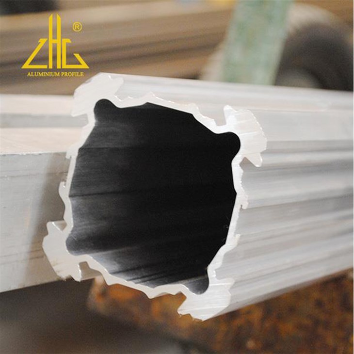 قذف الألومنيوم الصناعي